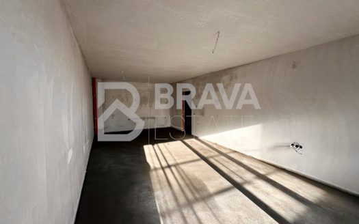Тристаен апартамент 130 кв.м