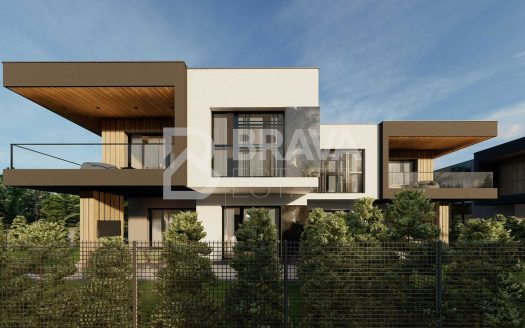 Продава къща в с. Войводиново